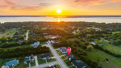 $1,300,000 | 329 Renaissance Lane, Heath, TX 75032