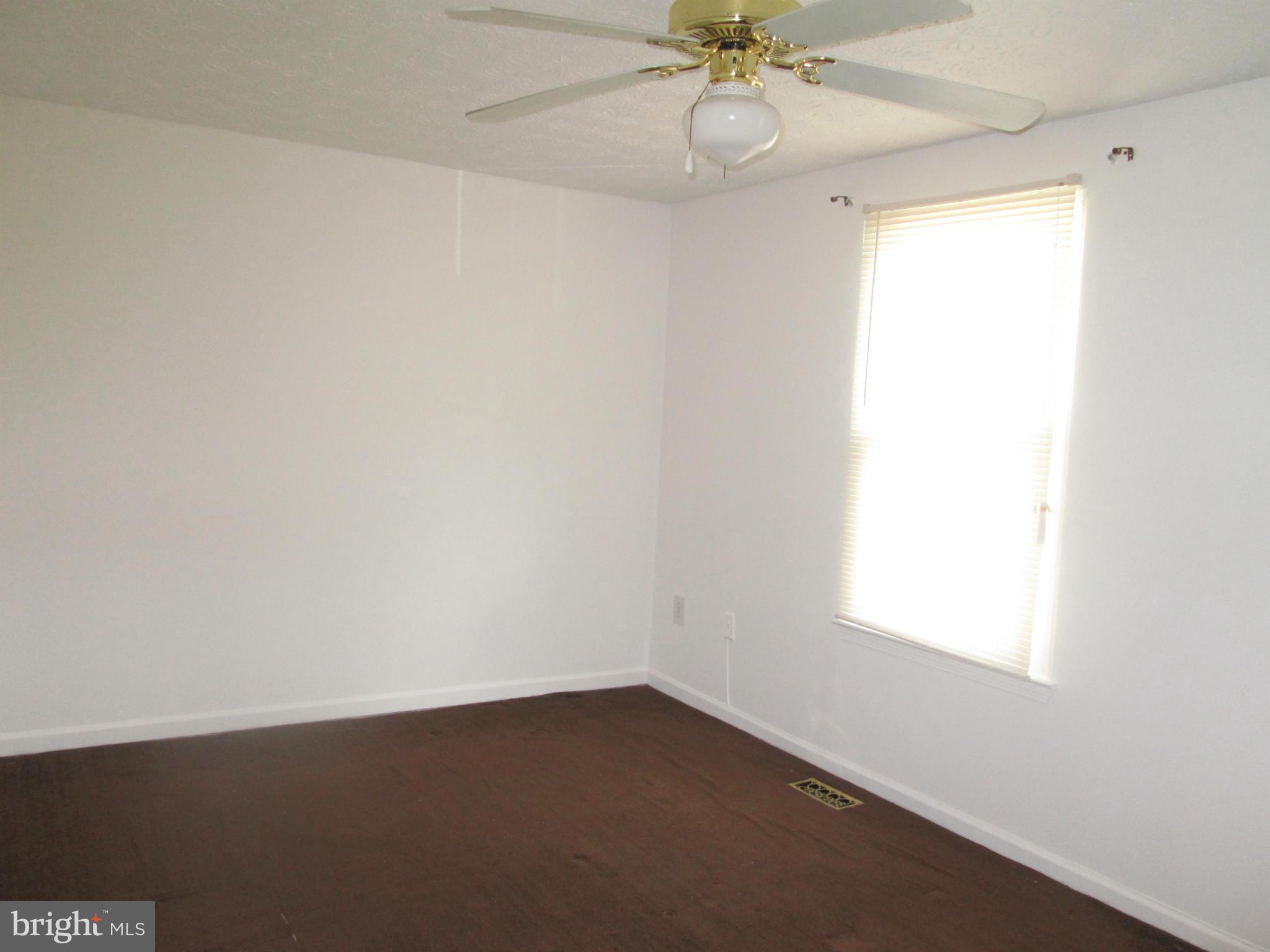15823 Haynes Road Laurel, MD 20707 - Photo 14 of 27 Bedroom (Master)
