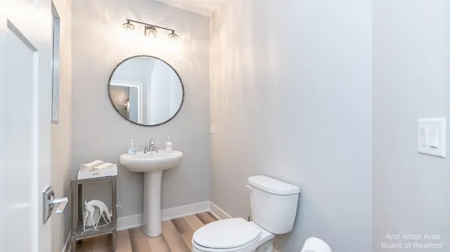 $700,565 | 7052 Black Cherry Lane, Saline, MI 48176