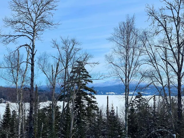 $195,000 | 1 West Side Drive, Rangeley, ME 04964