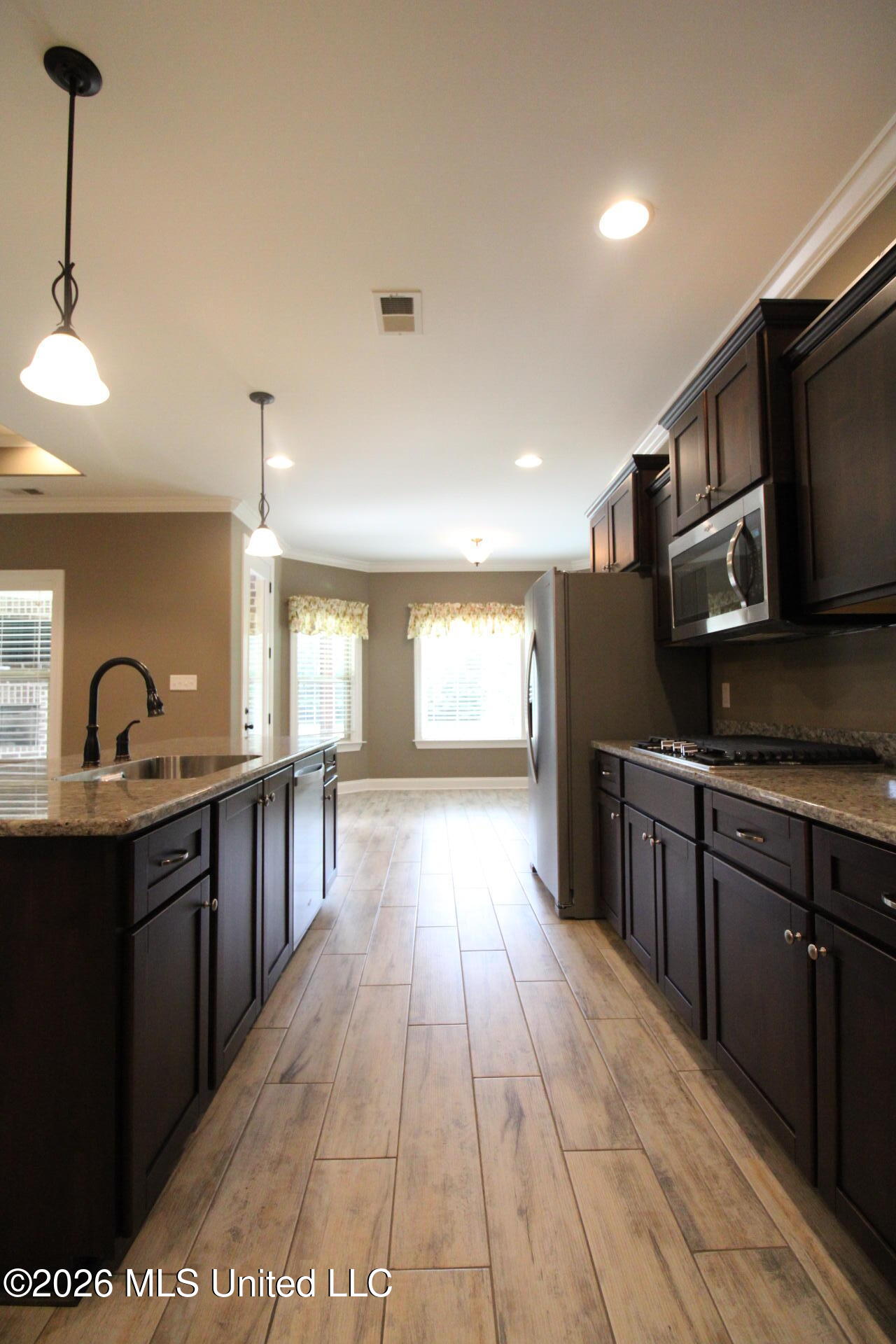 12981 Center Hill Road Olive Branch, MS 38654 - Photo 6 of 48 IMG_1381