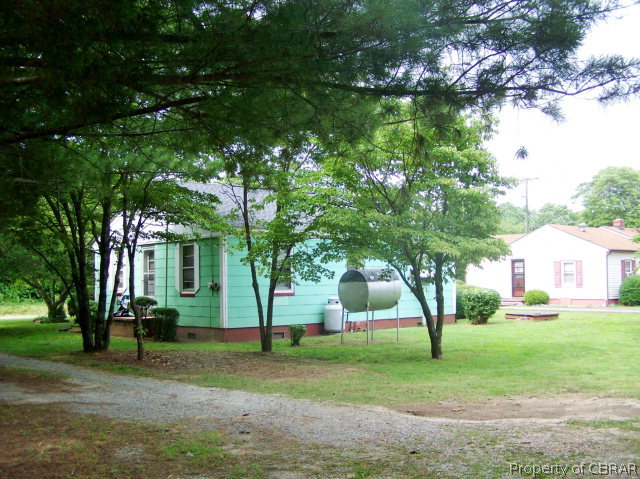 3056 Providence Road Hayes, VA 23072 - Photo 12 of 18 Gallery Image 12