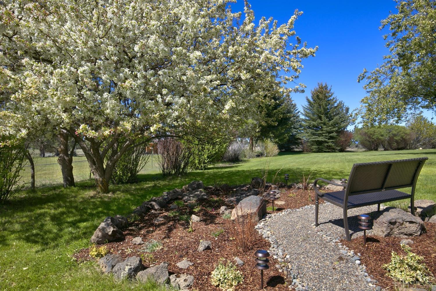 22555 McArdle Road Bend, OR 97702 - Photo 20 of 25 Additional Photo