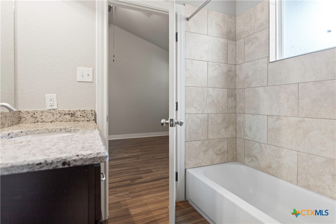 3067 View Ridge Drive, Unit 3 Spring Branch, TX 78070 - Photo 14 of 24