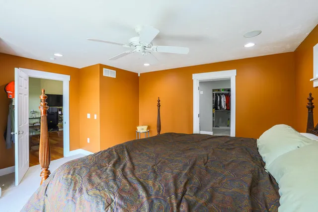 $1,250,000 | 9434 84th Street Southeast, Alto, MI 49302