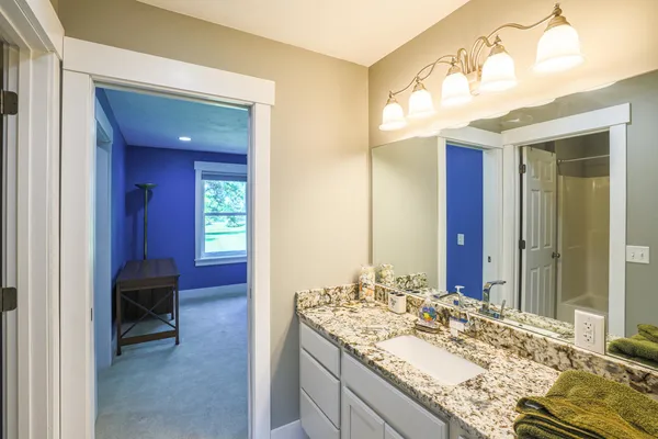 $1,250,000 | 9434 84th Street Southeast, Alto, MI 49302