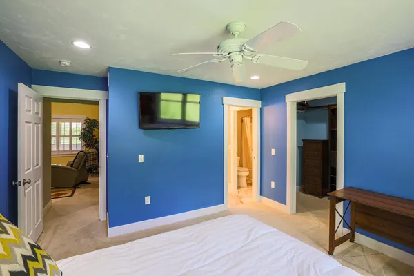 $1,250,000 | 9434 84th Street Southeast, Alto, MI 49302