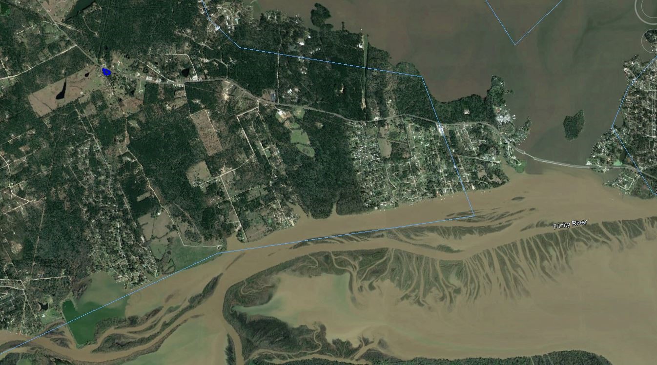 356 Dr Trinity Tx 75862 Drive Trinity, TX 75862 - Photo 4 of 4 a view of a water fountain