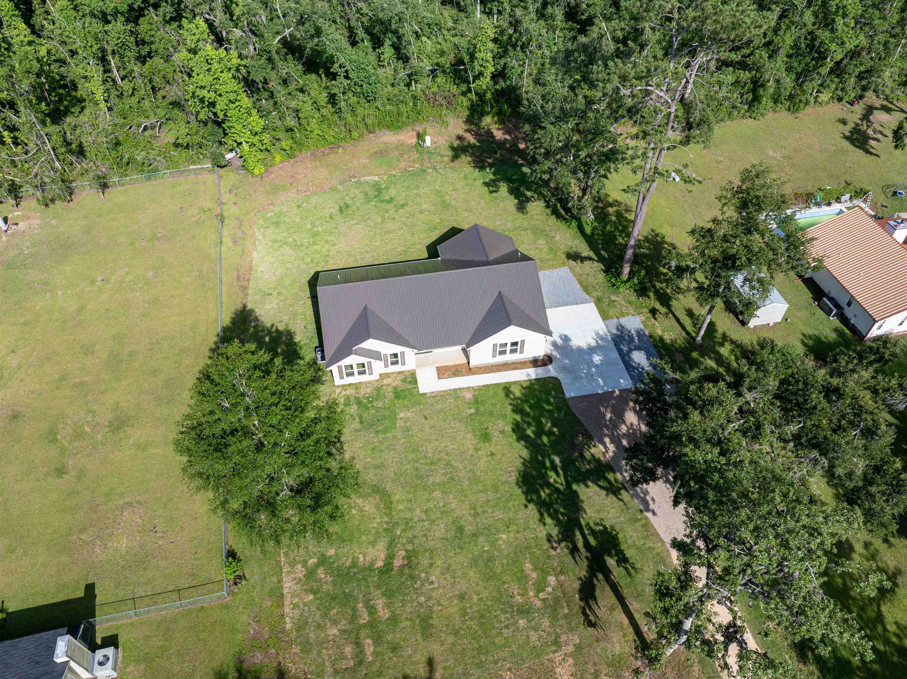 236 Southwest Country Club Estates Road Madison, FL 32340 - Photo 6 of 39 Gallery Image 6