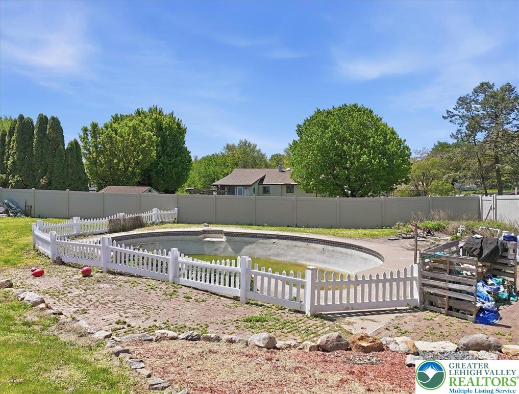 7567 Airport Road Bath, PA 18014 - Photo 59 of 67