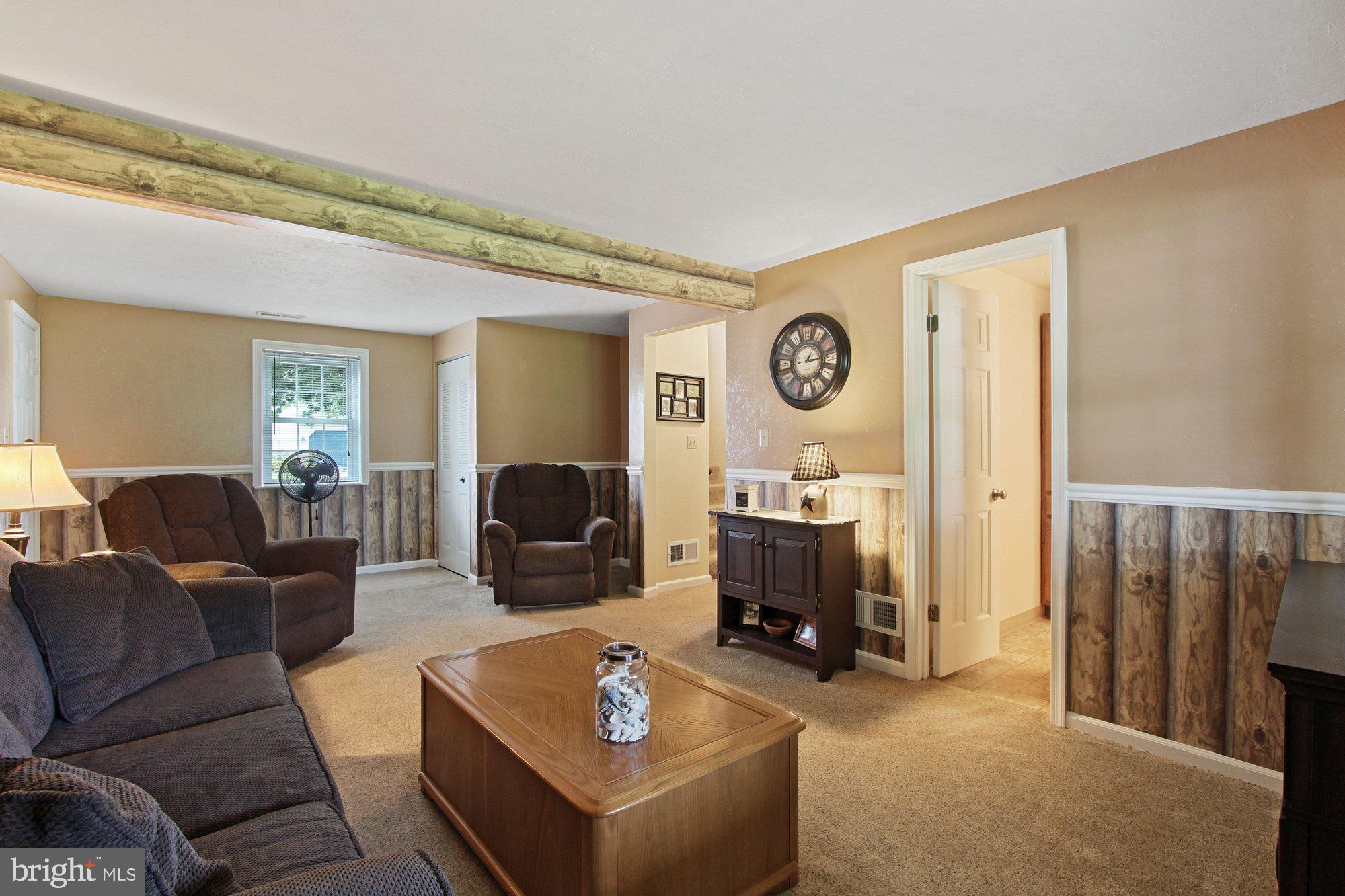 2413 Heather Road York, PA 17408 - Photo 17 of 27 Gallery Image 17