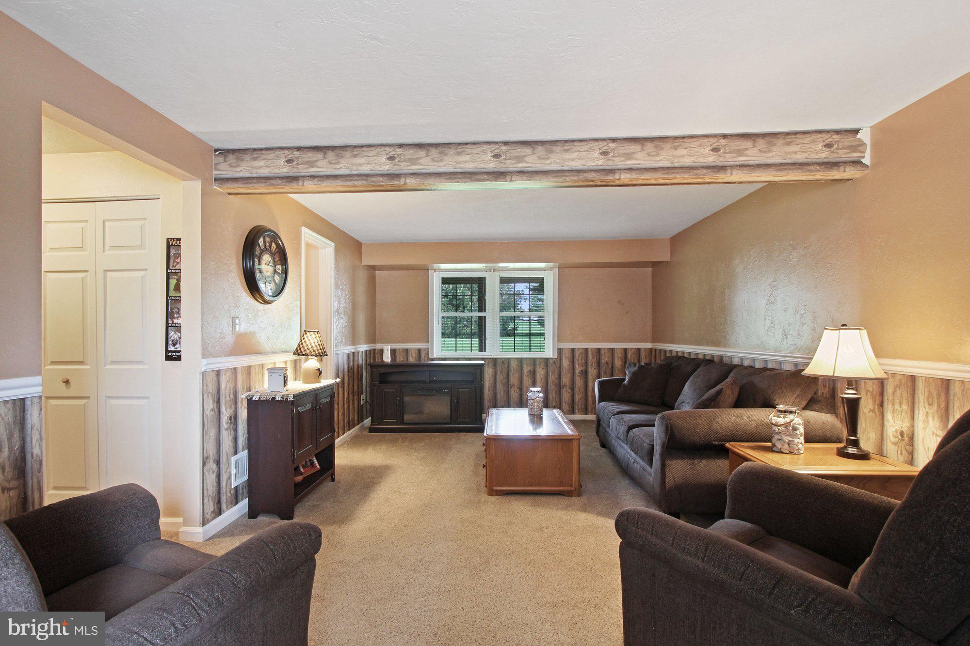 2413 Heather Road York, PA 17408 - Photo 18 of 27 Gallery Image 18