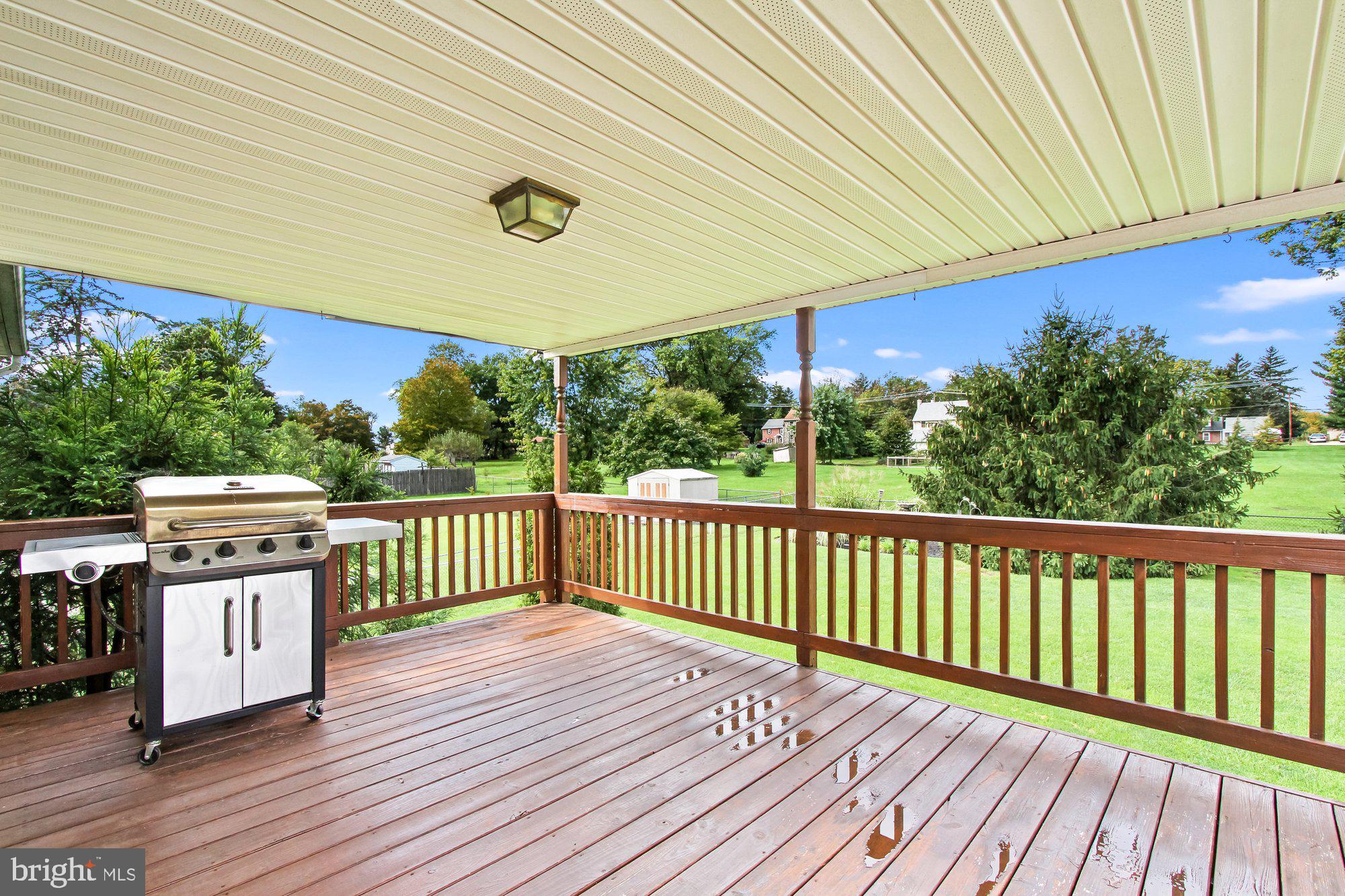 2413 Heather Road York, PA 17408 - Photo 21 of 27 Gallery Image 21
