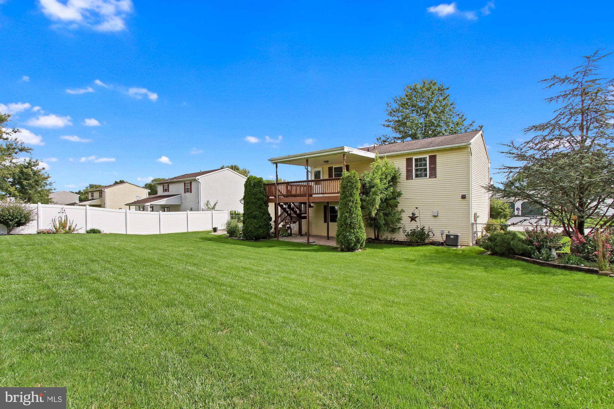 2413 Heather Road York, PA 17408 - Photo 27 of 27 Gallery Image 27