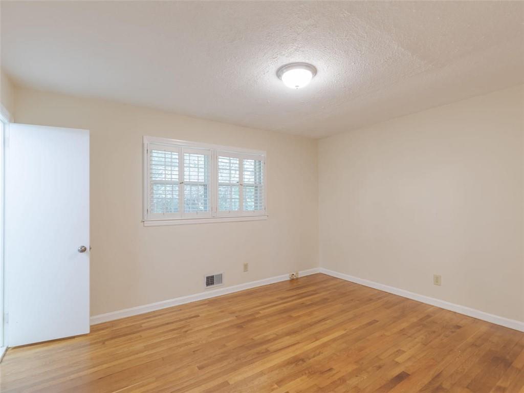 1110 Grimes Bridge Road Roswell, GA 30075 - Photo 14 of 31