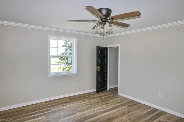 $325,000 | 1826 North Oak Ridge, Yadkinville, NC 27055