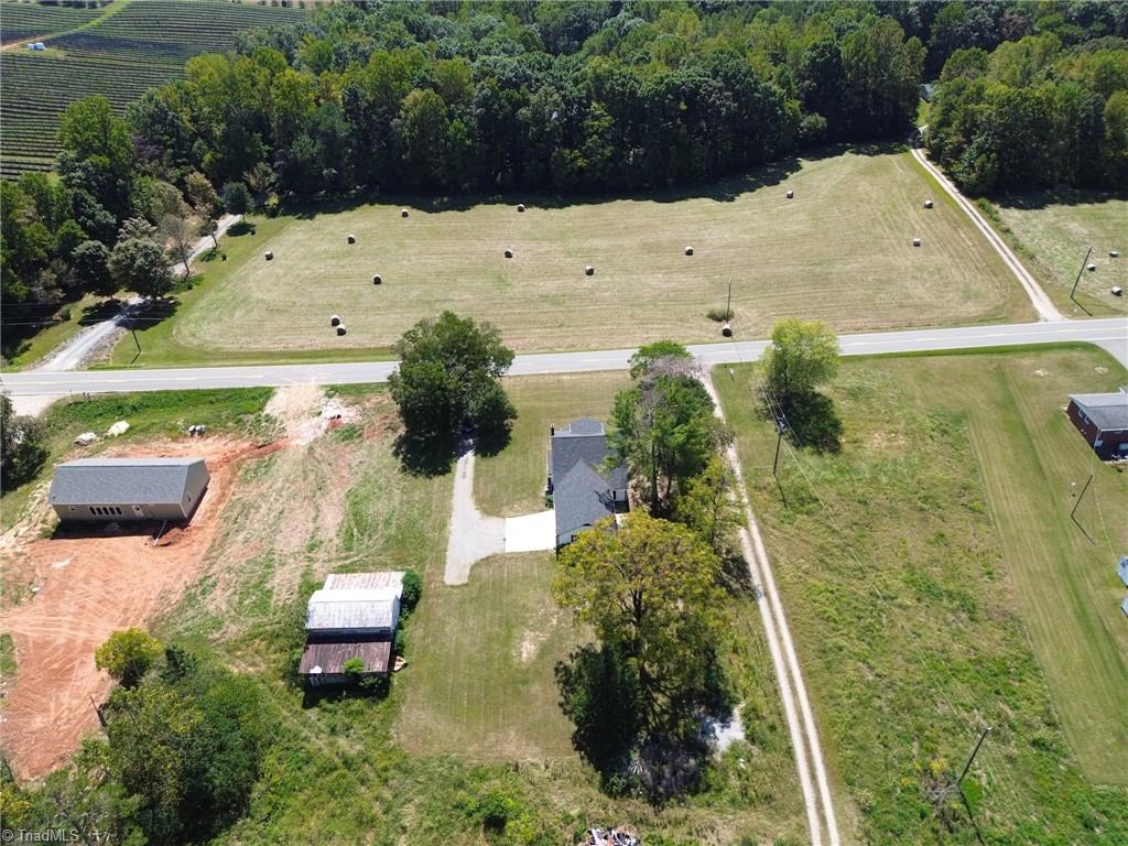 1826 North Oak Ridge Yadkinville, NC 27055 - Photo 43 of 48