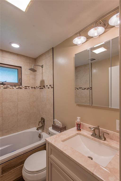 365 Boston Hollow Road Elizabeth, PA 15037 - Photo 15 of 25 Main Bath with Medicine Chest and New Tile Bath!