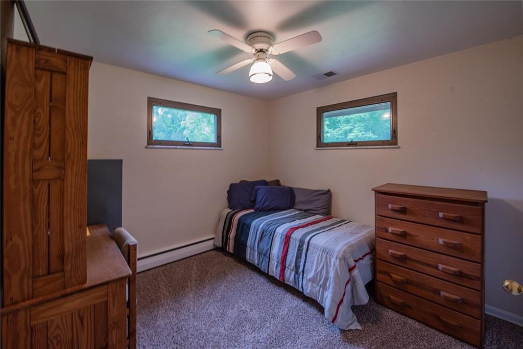 365 Boston Hollow Road Elizabeth, PA 15037 - Photo 17 of 25 3rd Bedroom that measures 10x10 with double closets and marble window seals.