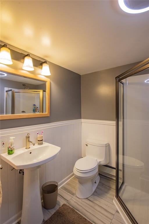 365 Boston Hollow Road Elizabeth, PA 15037 - Photo 19 of 25 Lower beautiful bath with large shower!!!
