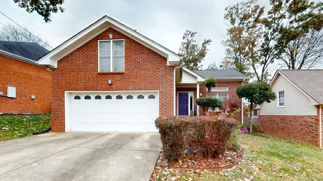$340,000 | 2808 Blackwood Drive, Nashville, TN 37214