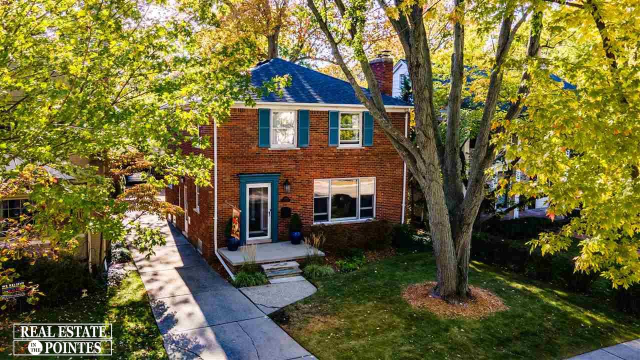 1739 Littlestone Road Grosse Pointe Woods, MI 48236 - Photo 3 of 22