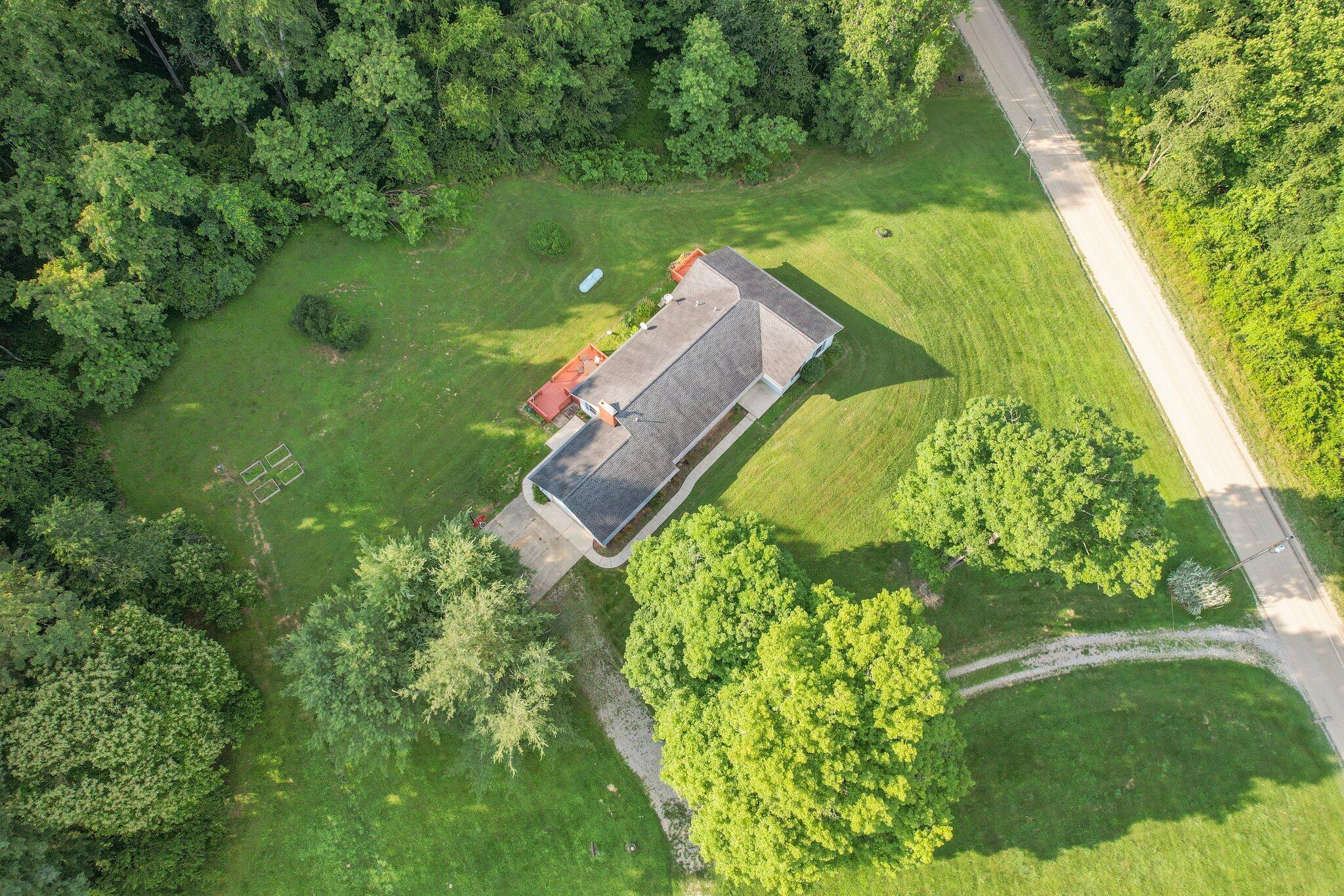 5839 Patton Road Northeast Newark, OH 43055 - Photo 15 of 89 42-web-or-mls-DJI_0535