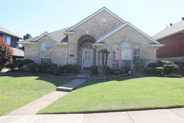 $2,500 | 1728 Bennington Drive, Carrollton, TX 75007