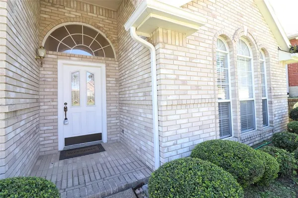 $2,450 | 1728 Bennington Drive, Carrollton, TX 75007