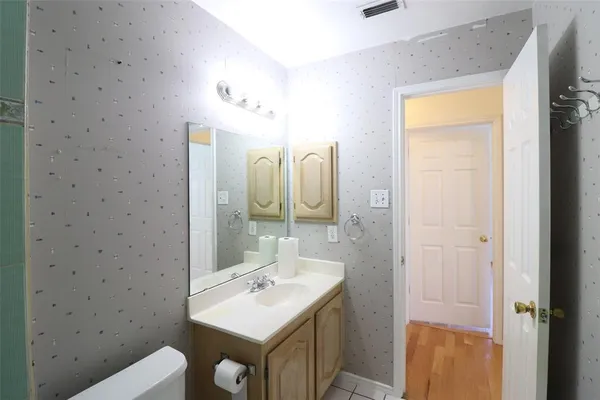 $2,450 | 1728 Bennington Drive, Carrollton, TX 75007