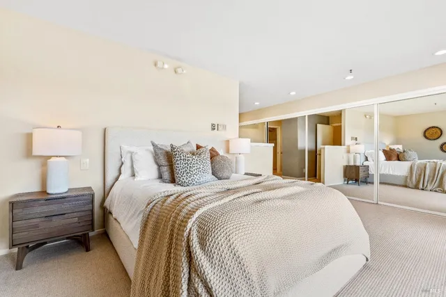 $1,950,000 | 121 Red Hill Circle, Tiburon, CA 94920