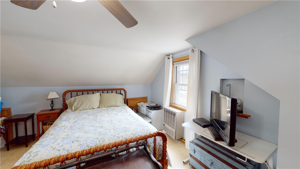 97 Dewey Avenue Pawtucket, RI 02861 - Photo 18 of 45