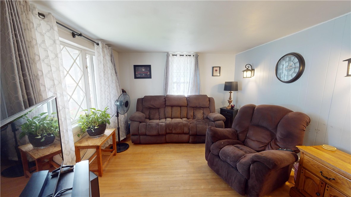 97 Dewey Avenue Pawtucket, RI 02861 - Photo 23 of 45
