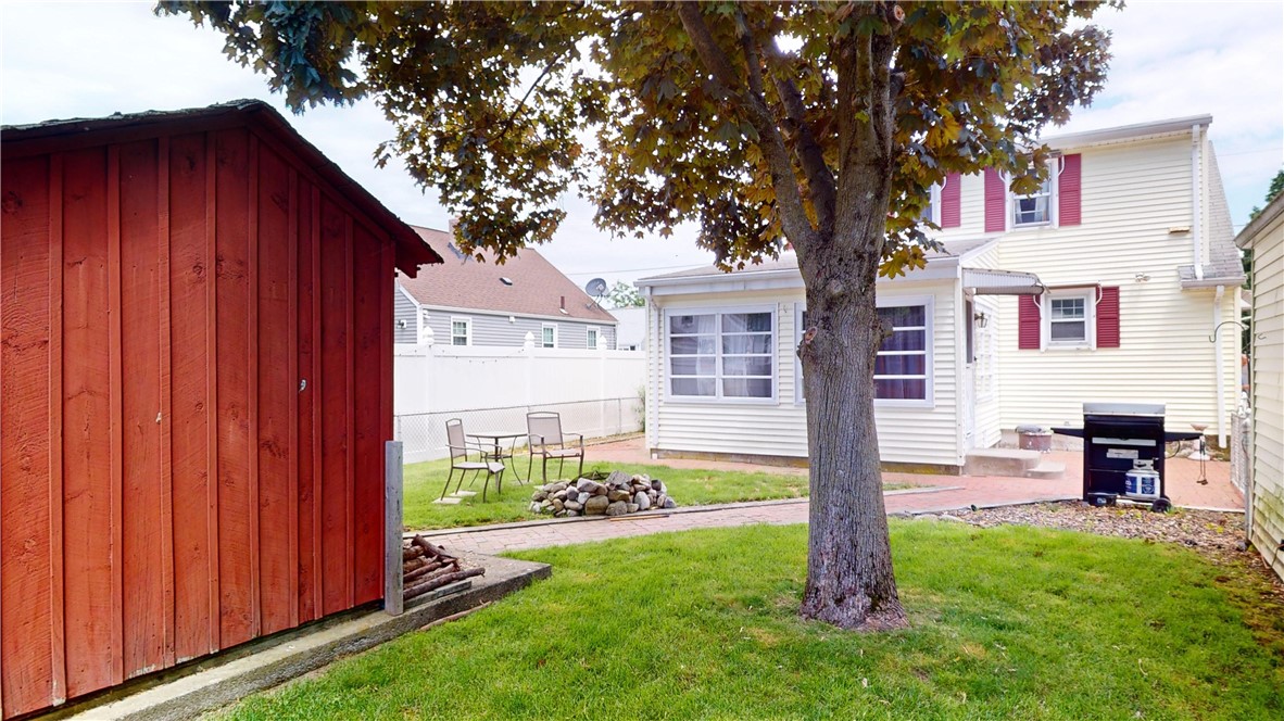 97 Dewey Avenue Pawtucket, RI 02861 - Photo 40 of 45