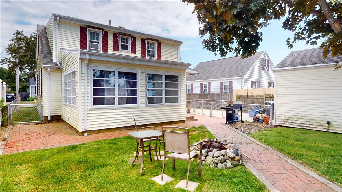 97 Dewey Avenue Pawtucket, RI 02861 - Photo 41 of 45
