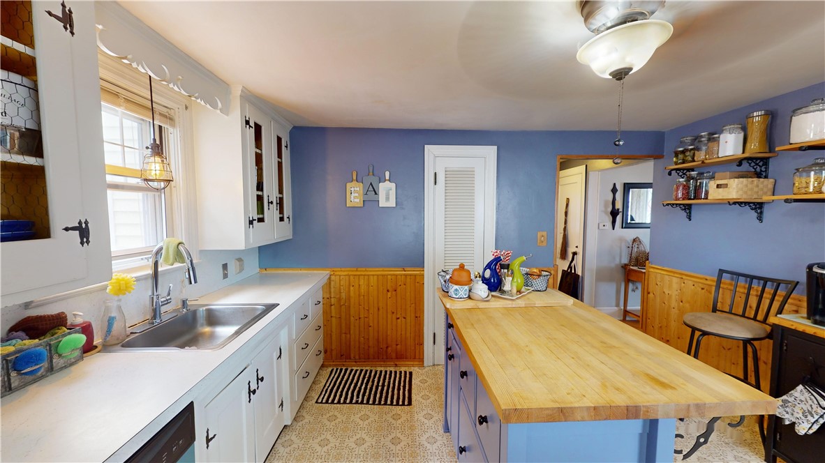 97 Dewey Avenue Pawtucket, RI 02861 - Photo 9 of 45
