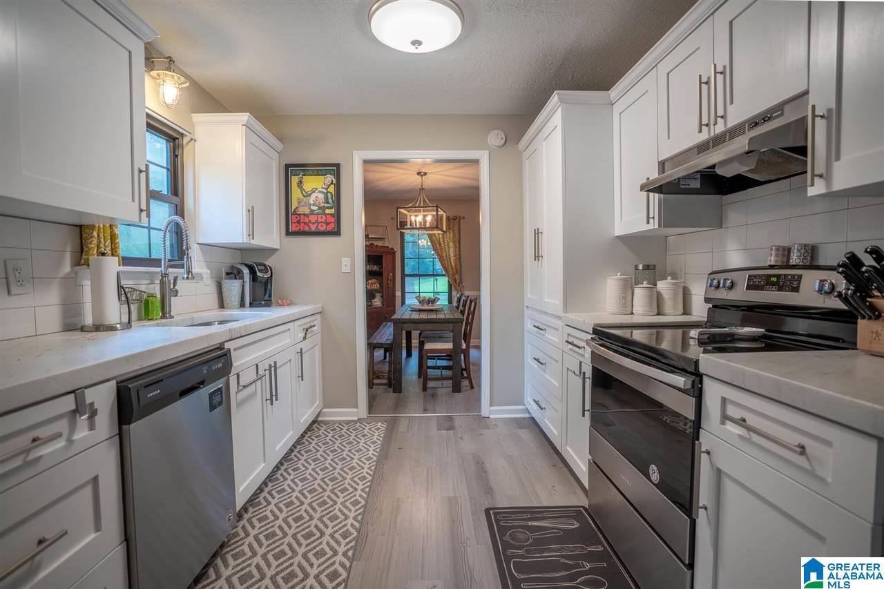 414 Stonebridge Road Birmingham, AL 35210 - Photo 7 of 41