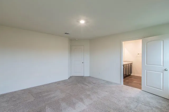 $293,000 | 136 Allington Circle, Jarrell, TX 76537