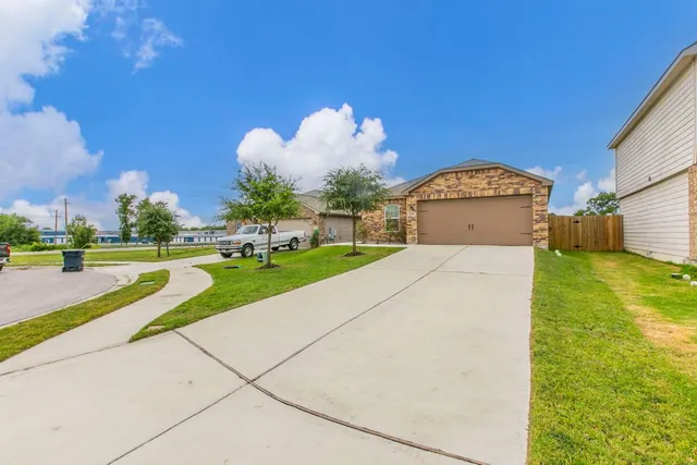 $293,000 | 136 Allington Circle, Jarrell, TX 76537
