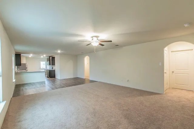 $293,000 | 136 Allington Circle, Jarrell, TX 76537