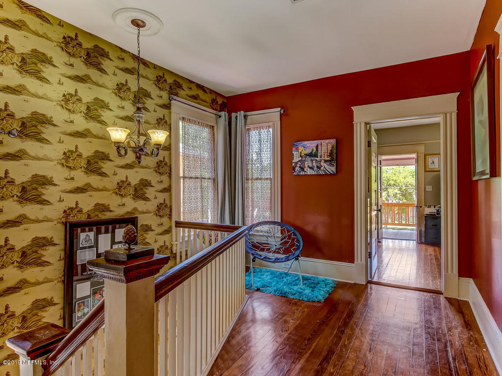 2230 Post Street Jacksonville, FL 32204 - Photo 23 of 34 a view of an entryway with wooden floor