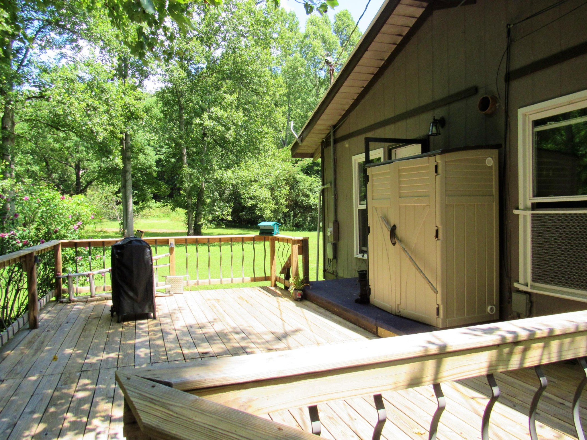 130 Frank Owens Road Lancing, TN 37770 - Photo 3 of 31 a view of a ocean from a balcony