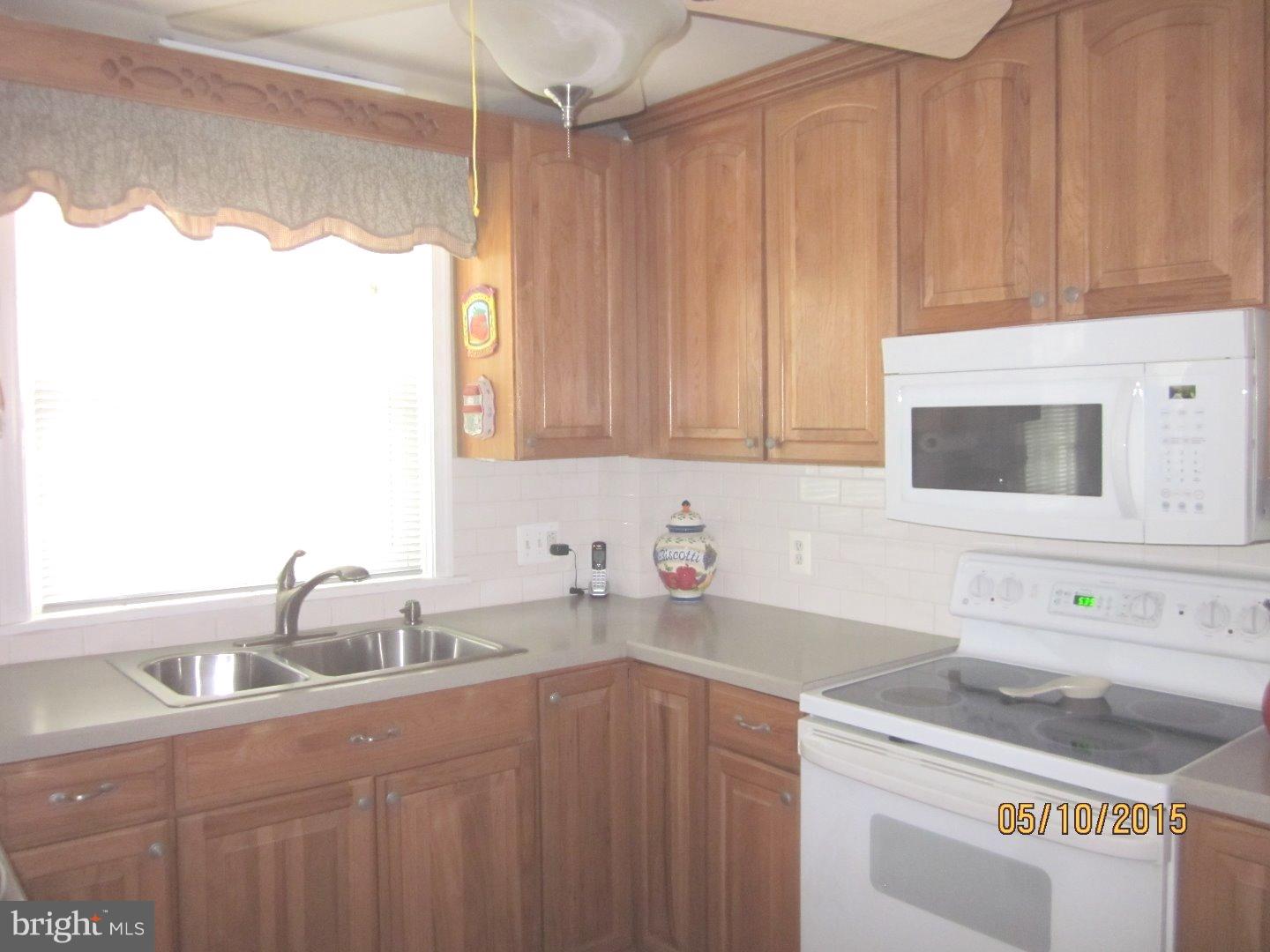 506 Cumberland Road Havertown, PA 19083 - Photo 8 of 25 Kitchen