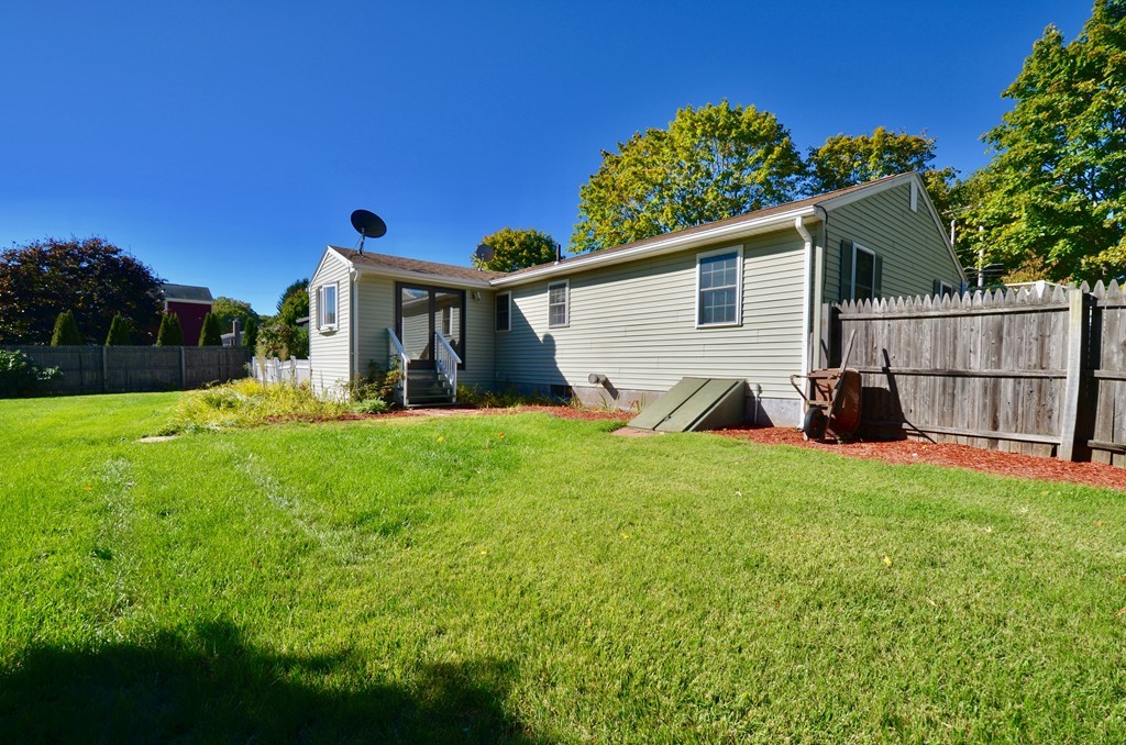 1117 Thompson Road Thompson, CT 06277 - Photo 5 of 20 a view of a house with backyard and garden