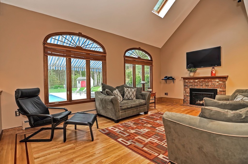 179 York Road Mansfield, MA 02048 - Photo 11 of 30 Gallery Image 11