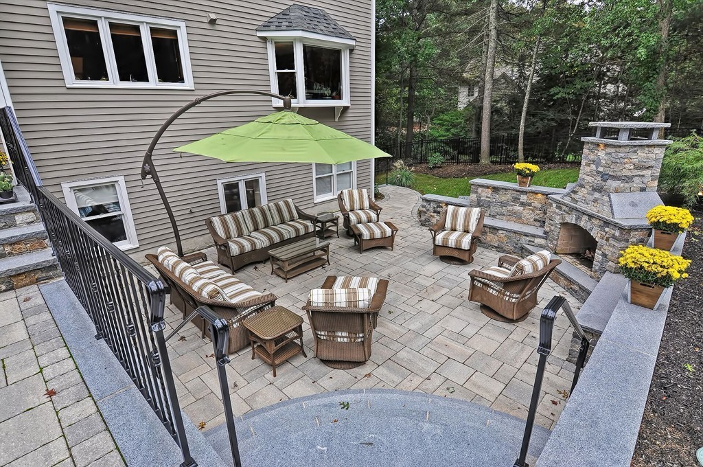 179 York Road Mansfield, MA 02048 - Photo 3 of 30 Gallery Image 3