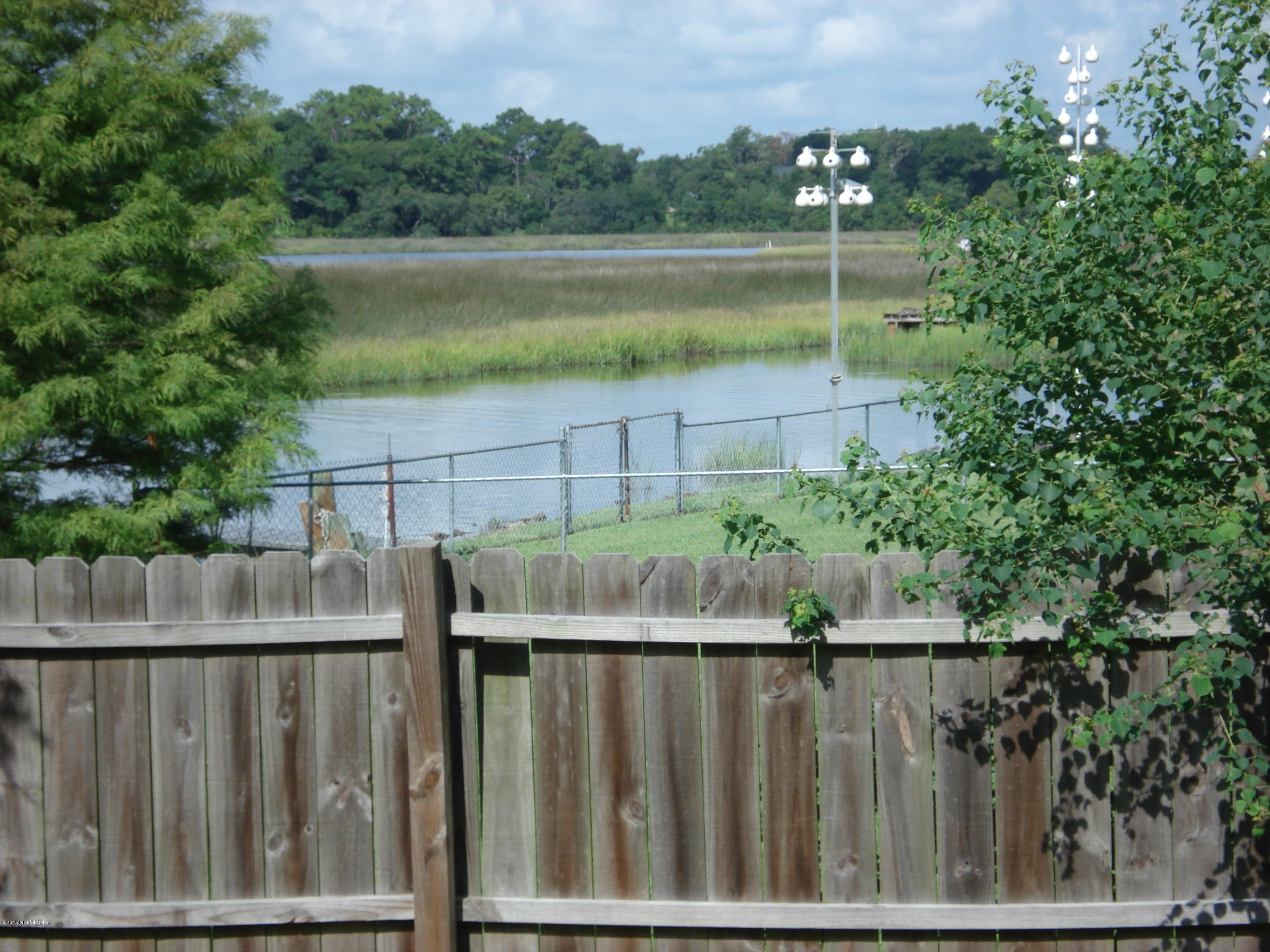 11112 Emuness Road Jacksonville, FL 32218 - Photo 4 of 26 DSC04026