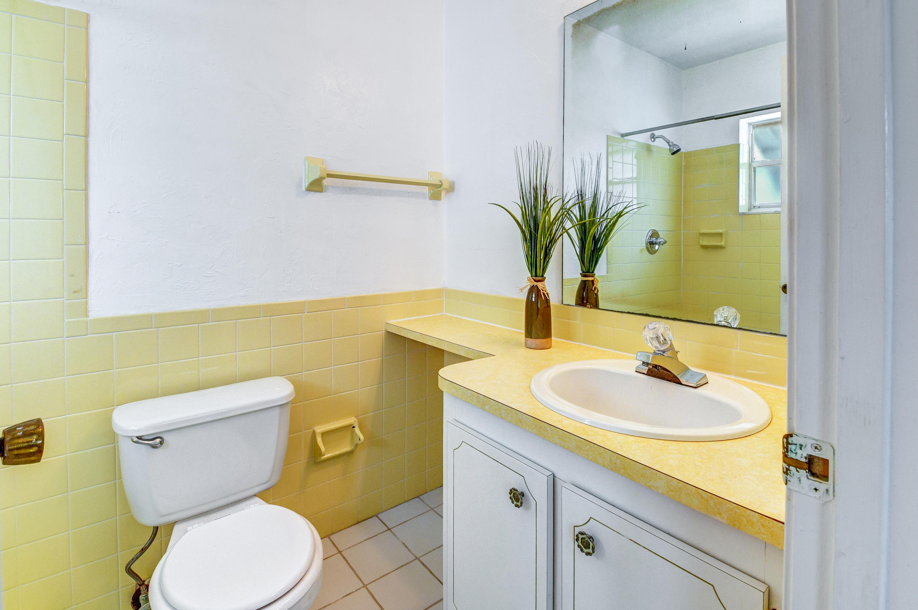 22832 Southwest 53rd Avenue Boca Raton, FL 33433 - Photo 29 of 45 Master Bath