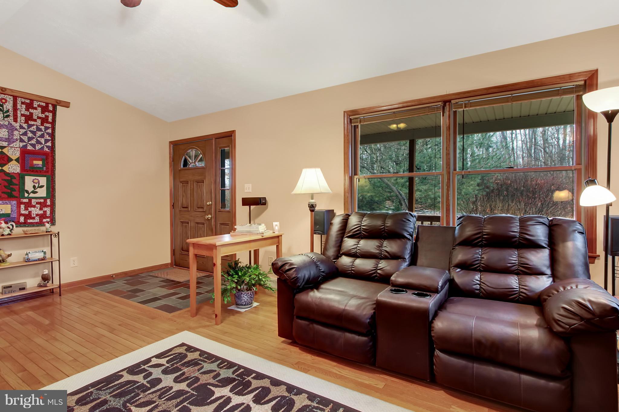 193 Smith Road York Springs, PA 17372 - Photo 4 of 36 Gallery Image 4