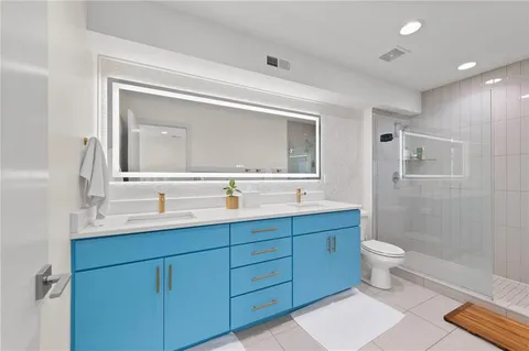 $725,000 | 2445 Tracy Avenue, Kansas City, MO 64108